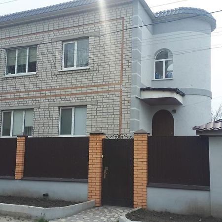 Окремі Номери В Гостьовому Будинку Типу Guest House 크로피우니츠키 외부 사진
